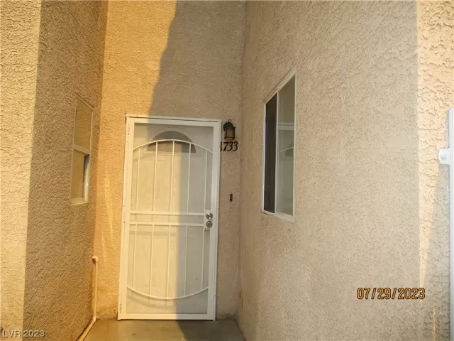 MLS: 2515709 Condo For Sale