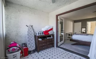 Photo #6: 2515711 Listing