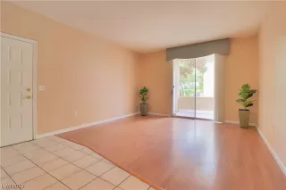 Photo #4: 2515726 Listing