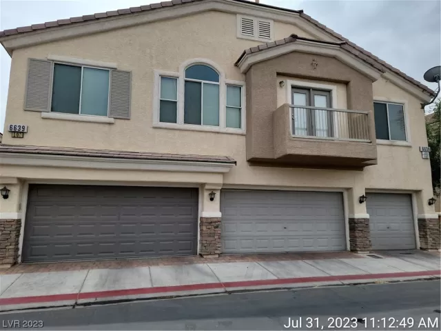 MLS: 2515740 Condo For Sale