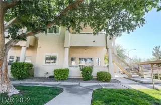 Photo #1: 2515745 Listing