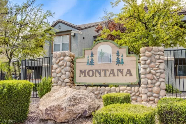 MLS: 2515799 Condo For Sale