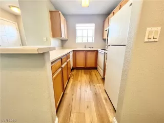 Photo #6: 2515814 Listing 