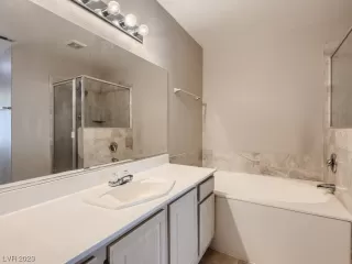 Photo #6: 2515837 Listing 