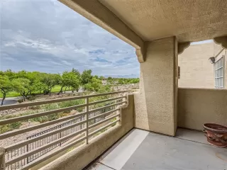 Photo #5: 2515840 Listing