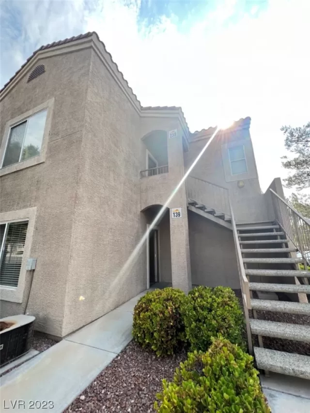 MLS: 2515874 Condo For Sale