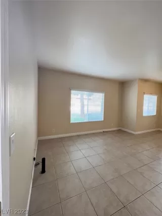 Photo #1: 2515874 Listing 