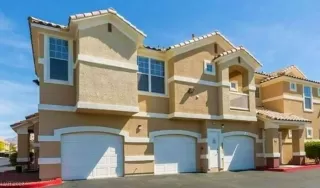 Photo #1: 2515879 Listing 