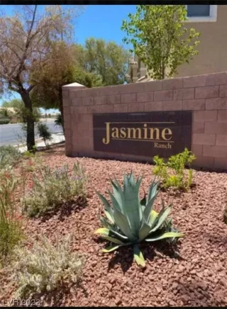 Photo #2: 2515879 Listing 