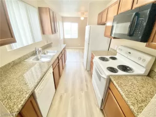 Photo #1: 2515938 Listing 