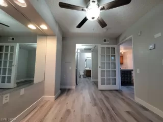 Photo #6: 2515945 Listing