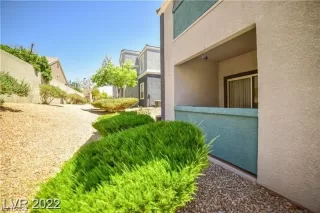 Photo #2: 2515953 Listing