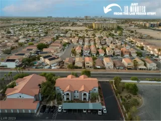 Photo #2: 2515981 Listing