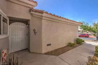 Photo #3: 2515985 Listing