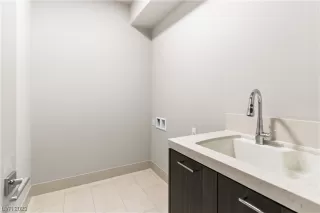 Photo #6: 2515989 Listing