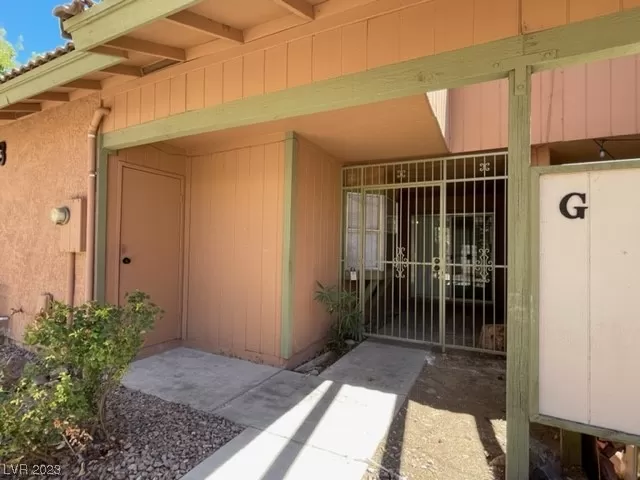 MLS: 2515992 Condo For Sale