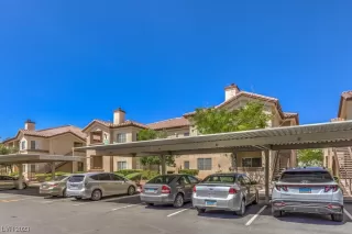 Photo #1: 2516003 Listing 