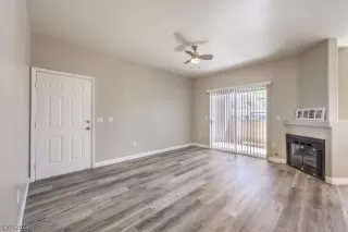 Photo #4: 2516003 Listing 