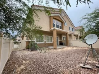 Photo #3: 2516010 Listing