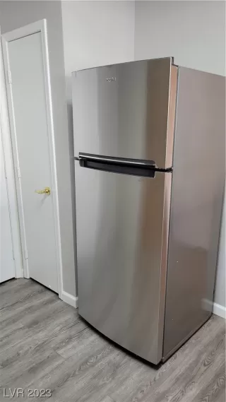 Photo #6: 2516027 Listing 