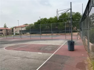 Photo #5: 2516061 Listing 