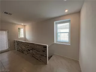 Photo #6: 2516068 Listing 