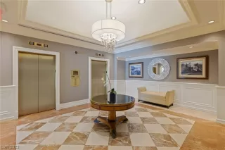 Photo #2: 2516172 Listing