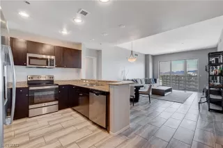 Photo #2: 2516173 Listing 