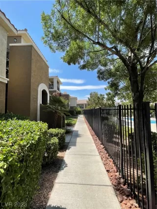 Photo #5: 2516174 Listing 