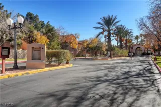 Photo #1: 2516183 Listing 