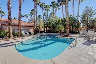 Photo #5: 2516183 Listing 