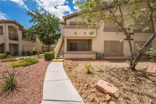 Photo #1: 2516202 Listing 