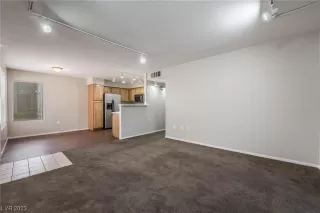 Photo #6: 2516202 Listing 