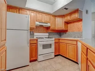 Photo #3: 2516250 Listing