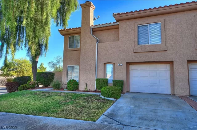 MLS: 2516251 Condo For Sale