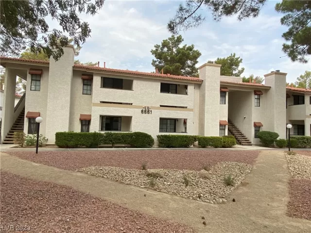 MLS: 2516252 Condo For Sale