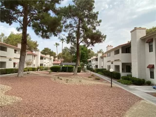 Photo #1: 2516252 Listing 