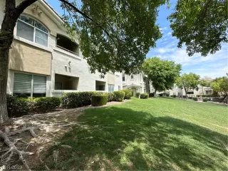 Photo #4: 2516259 Listing