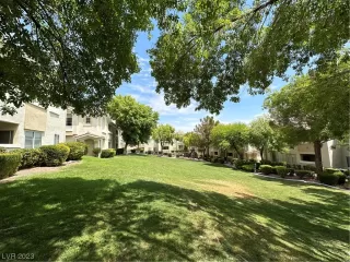 Photo #6: 2516259 Listing
