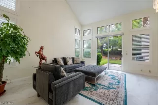 Photo #1: 2516266 Listing