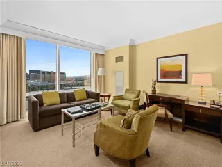 Photo #2: 2516304 Listing