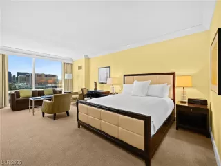 Photo #5: 2516304 Listing