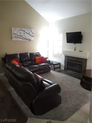 Photo #4: 2516379 Listing 