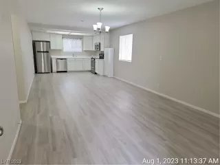 Photo #1: 2516391 Listing 