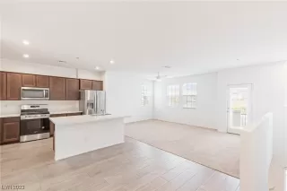 Photo #4: 2516411 Listing 