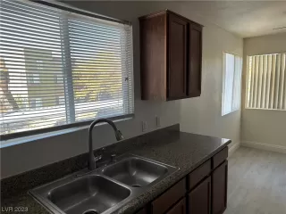 Photo #5: 2516415 Listing 