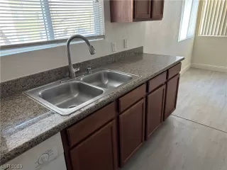 Photo #6: 2516415 Listing 