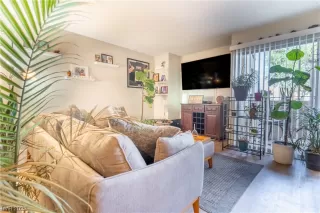 Photo #1: 2516418 Listing