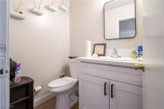 Photo #4: 2516418 Listing