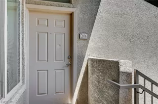 Photo #1: 2516425 Listing